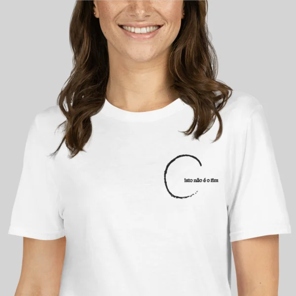 T-shirt Branco Bordado
