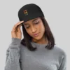 Mulher Preto Chapéu Preto Bordado